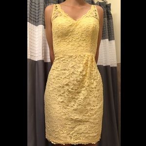 Yellow lace bridemaid’s dress